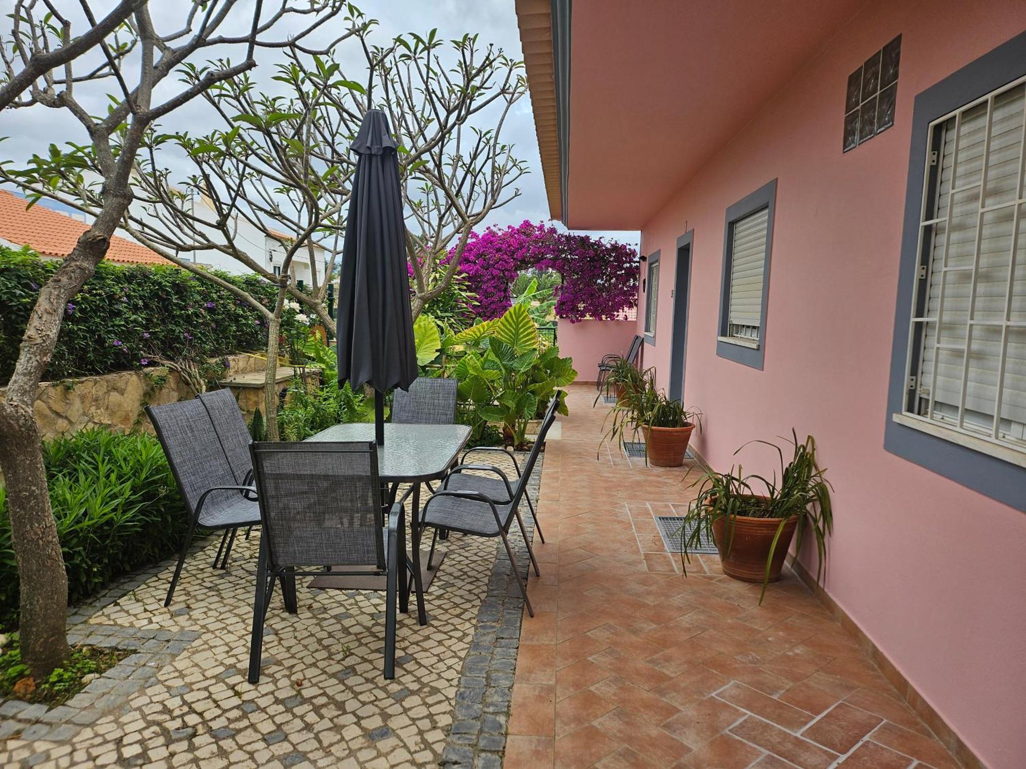 Vila Das Petalas By Atlantichotels Portimao Bagian luar foto