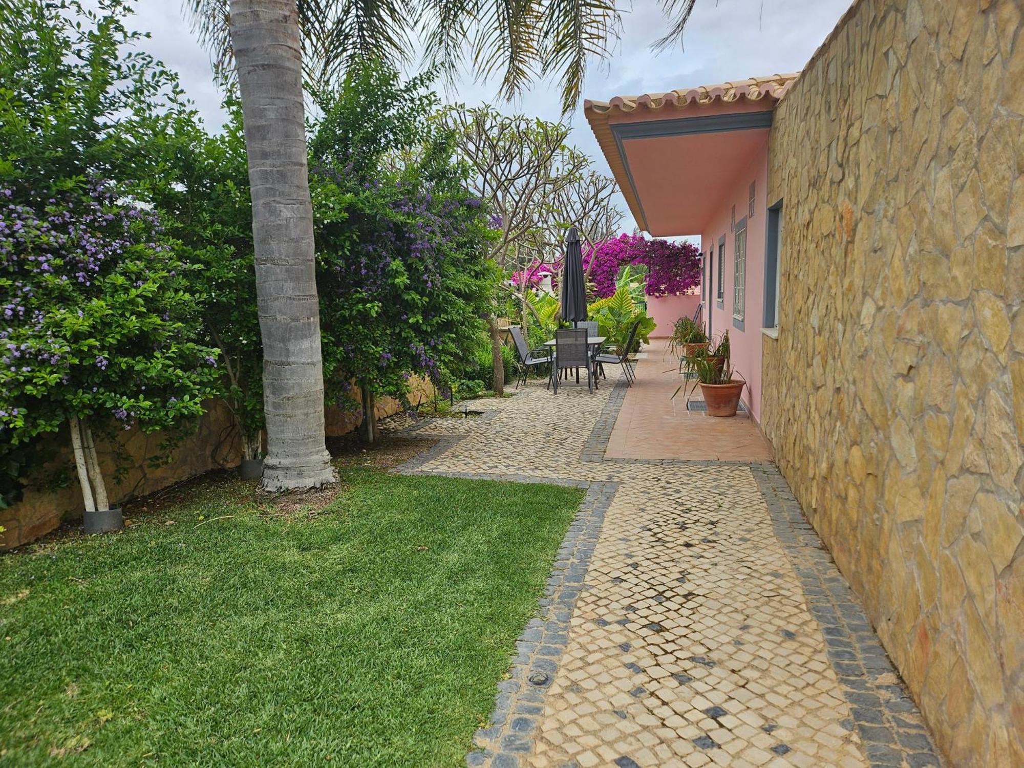 Vila Das Petalas By Atlantichotels Portimao Bagian luar foto
